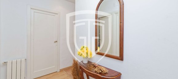 Apartamento de 4 dormitorios en Valencia, Spain No. 160056 4