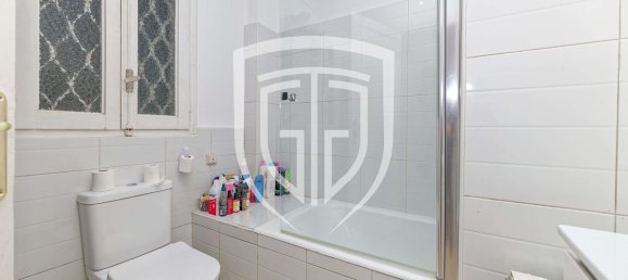 Apartamento de 4 dormitorios en Valencia, Spain No. 160056 18