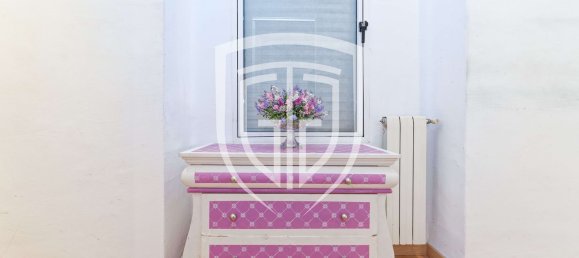 Apartamento de 4 dormitorios en Valencia, Spain No. 160056 10