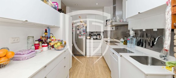 Apartamento de 4 dormitorios en Valencia, Spain No. 160056 31