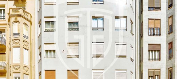 Apartamento de 4 dormitorios en Valencia, Spain No. 160056 20