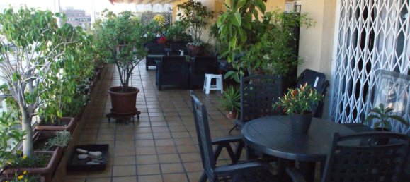 4 bedrooms Apartment in Eixample, Spain No. 80237 7