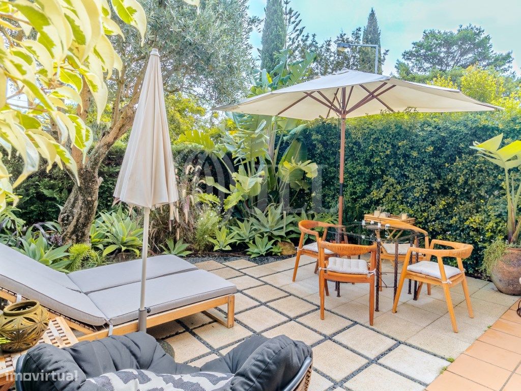 4 غرف نوم منزل في Cascais, Portugal رقم 137920