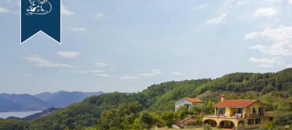 3 bedrooms Villa in Lerici, Italy No. 362922 2