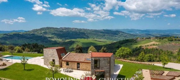 4 bedrooms Villa in Volterra, Italy No. 120495 3
