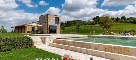 4 bedrooms Villa in Volterra, Italy No. 120495 37