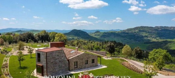 4 bedrooms Villa in Volterra, Italy No. 120495 4