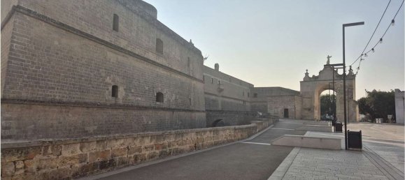 5 Schlafzimmer Schlösser in Copertino, Italy, Nr. 362805 2