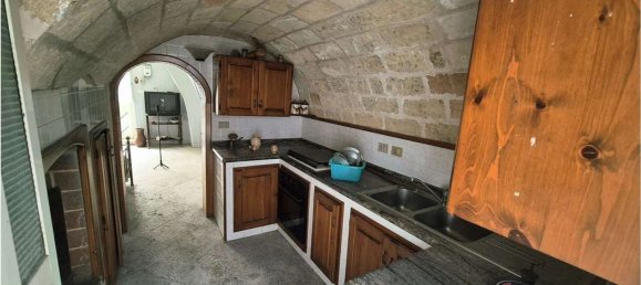 5 Schlafzimmer Schlösser in Copertino, Italy, Nr. 362805 7