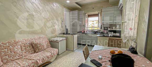 2-Zimmer Wohnung in Naples, Italy, Nr. 282232 2