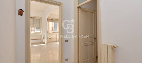 2 chambres Appartement à Lecce, Italy No. 300271 6