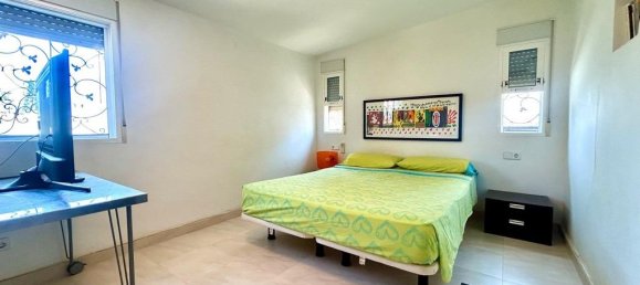 4 bedrooms House in La Zenia, Spain No. 160254 15