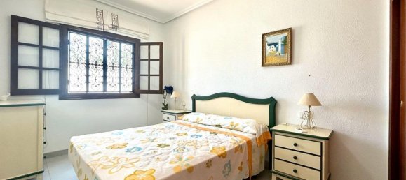 4 bedrooms House in La Zenia, Spain No. 160254 13