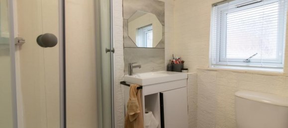  House in Redcar, United Kingdom No. 1973 26