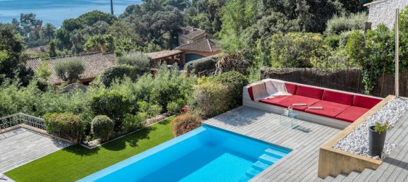 5 Schlafzimmer Grundstück in Rayol-Canadel-sur-Mer, France, Nr. 99969 4