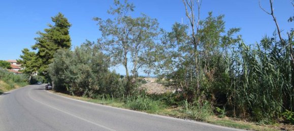 2 bedrooms Apartment in Città Sant'Angelo, Italy No. 314571 4