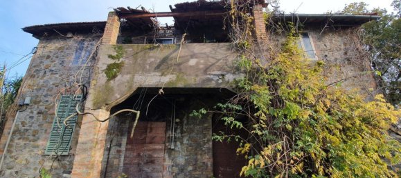 Дом с 5 комнатами в Перуджа, Италия № 103526 8