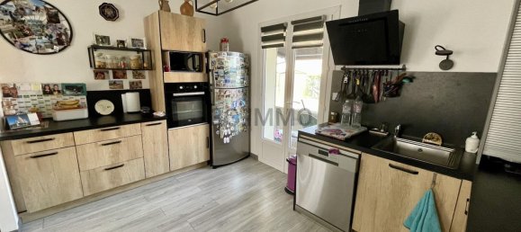 2 bedrooms House in Longeville-sur-Mer, France No. 299226 2