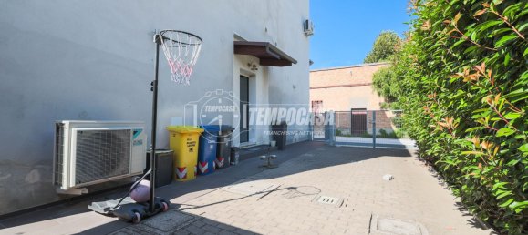 3 bedrooms House in Forlì, Italy No. 378214 36