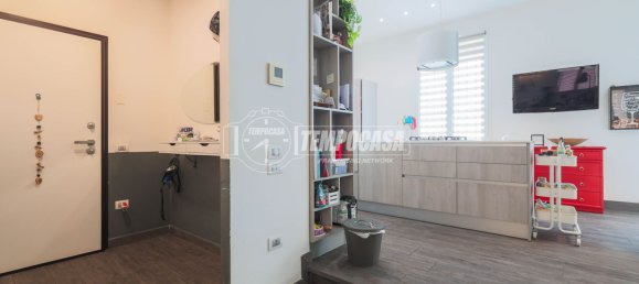 3 bedrooms House in Forlì, Italy No. 378214 4