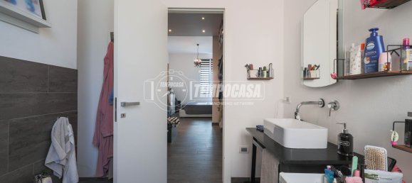 3 bedrooms House in Forlì, Italy No. 378214 35