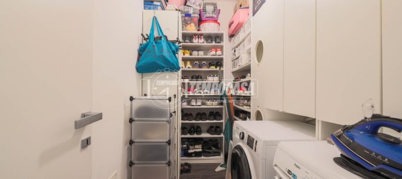 3 bedrooms House in Forlì, Italy No. 378214 29