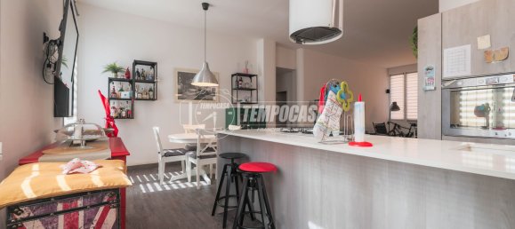 3 bedrooms House in Forlì, Italy No. 378214 2