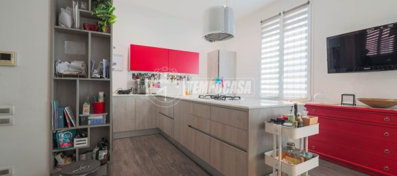 3 bedrooms House in Forlì, Italy No. 378214 3