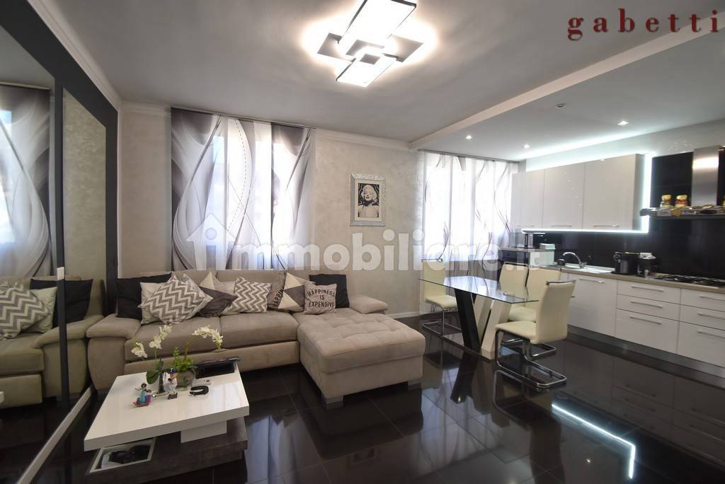 Apartamento T2 em Magenta, Italy N.º 290768