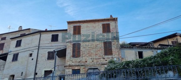 8-salle Maison à Lapedona, Italy No. 133324 3