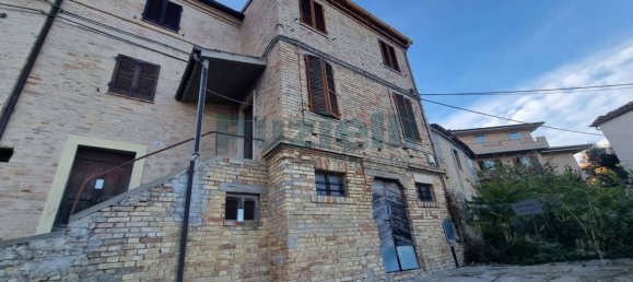 8-salle Maison à Lapedona, Italy No. 133324 7