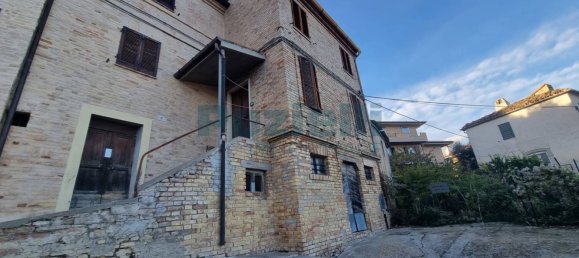 8-salle Maison à Lapedona, Italy No. 133324 24