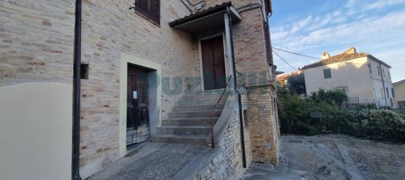 8-salle Maison à Lapedona, Italy No. 133324 10