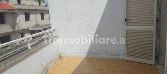 Apartamento de 3 dormitorios en Salice Salentino, Italy No. 331817 22