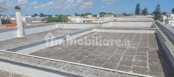 Apartamento de 3 dormitorios en Salice Salentino, Italy No. 331817 23