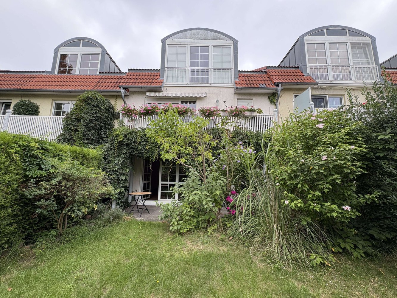 Apartamento de 2 dormitorios en Bohnsdorf, Germany No. 333901