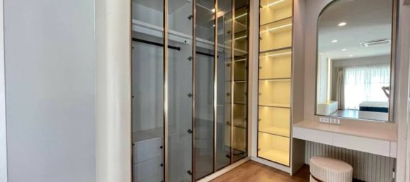 4 bedrooms Cafe / restaurant in Bangkok, Thailand No. 20472 16