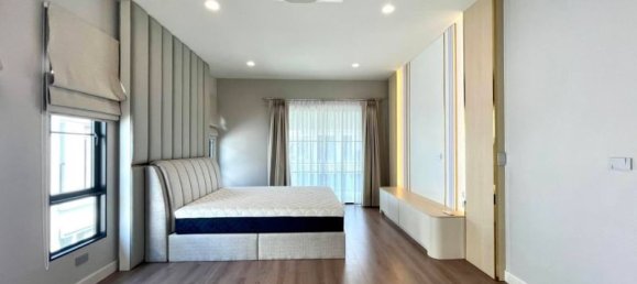 4 bedrooms Cafe / restaurant in Bangkok, Thailand No. 20472 11