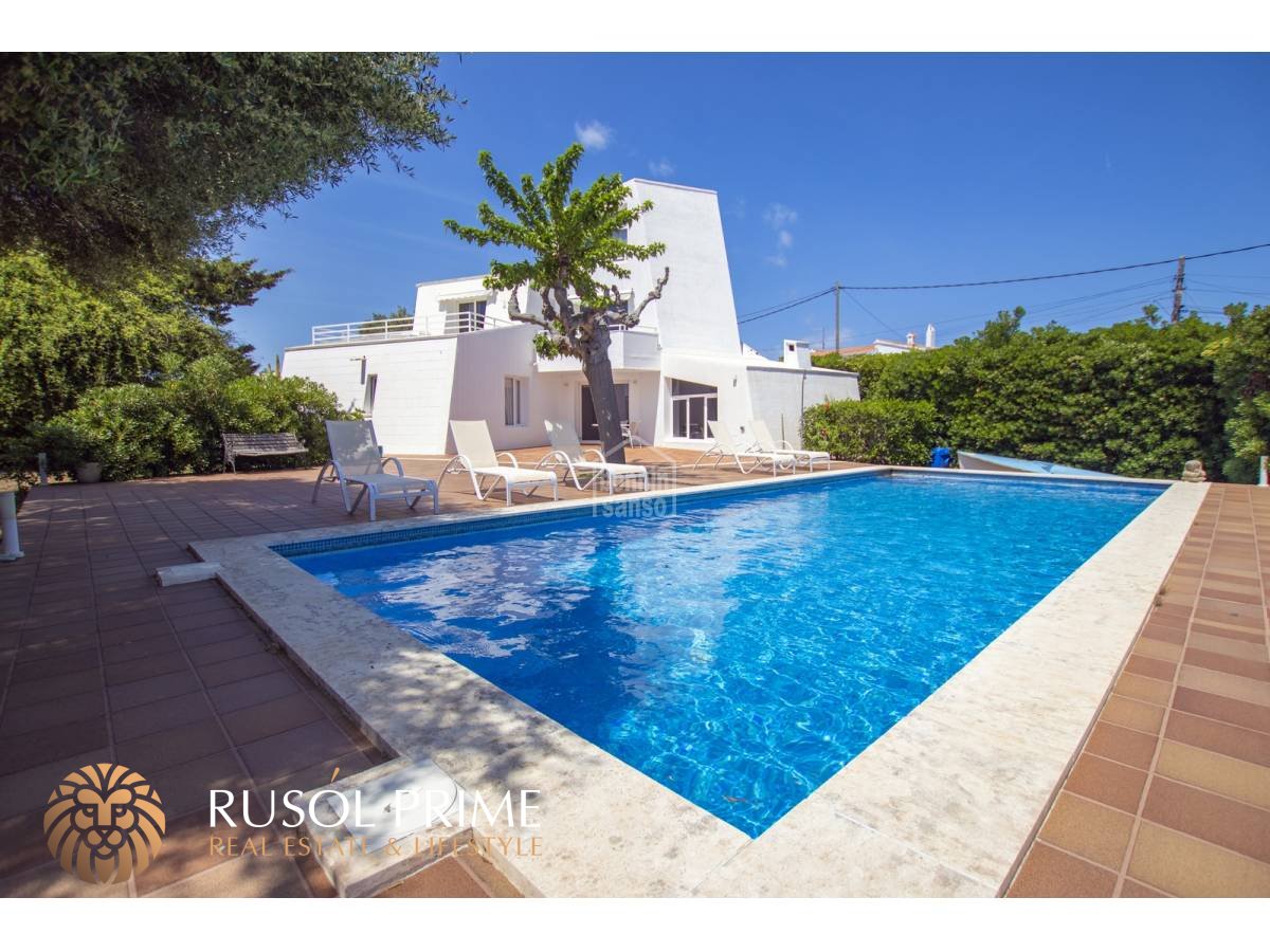 Villa T8 em Es Castell, Spain N.º 5100