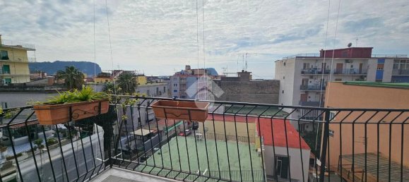 2 bedrooms Apartment in Naples, Italy No. 86342 24