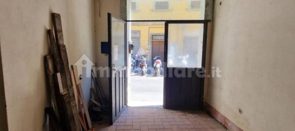 106m² Commercial property in Figline e Incisa Valdarno, Italy No. 326298 3