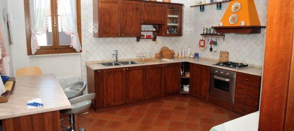 12 bedrooms Villa in Istrana, Italy No. 380745 9