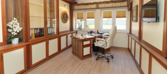 4 bedrooms Villa in Albufeira, Portugal No. 7687 6