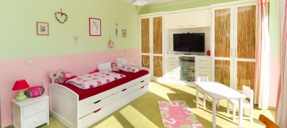 4 bedrooms Villa in Albufeira, Portugal No. 7687 9