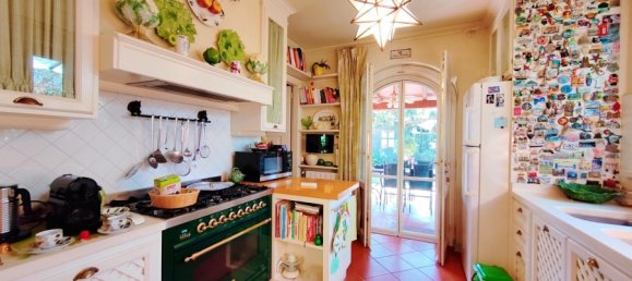 4 bedrooms Villa in Forte dei Marmi, Italy No. 194154 7