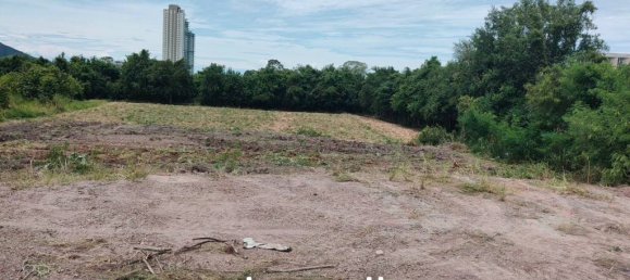  Commercial property in Sattahip, Thailand No. 20284 2