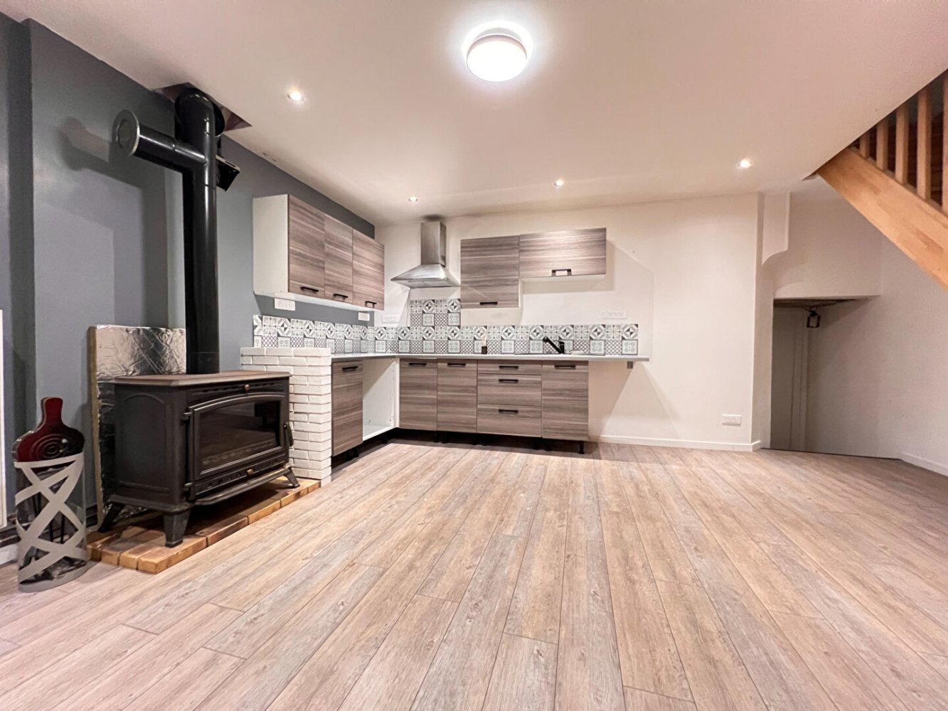 Casa de 2 dormitorios en Crevic, France No. 86248