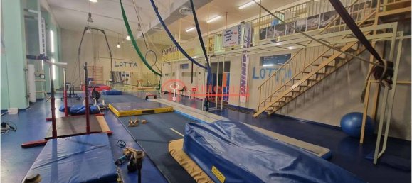 1-Zimmer Gewerbliche Immobilie in Trani, Italy, Nr. 53360 11