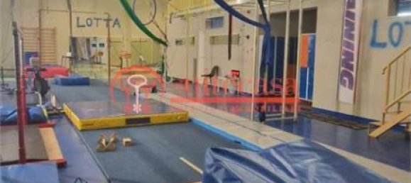 1-Zimmer Gewerbliche Immobilie in Trani, Italy, Nr. 53360 9