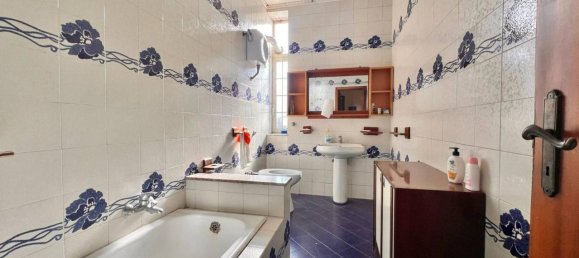 Apartamento de 4 habitaciónes en Pozzuoli, Italy No. 31805 27